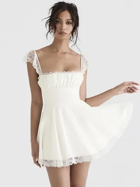 Elegante correa de encaje blanco Mini vestido para mujeres Moda sin mangas sin espalda suelto sexy vestidos cortos Vestido Clubw