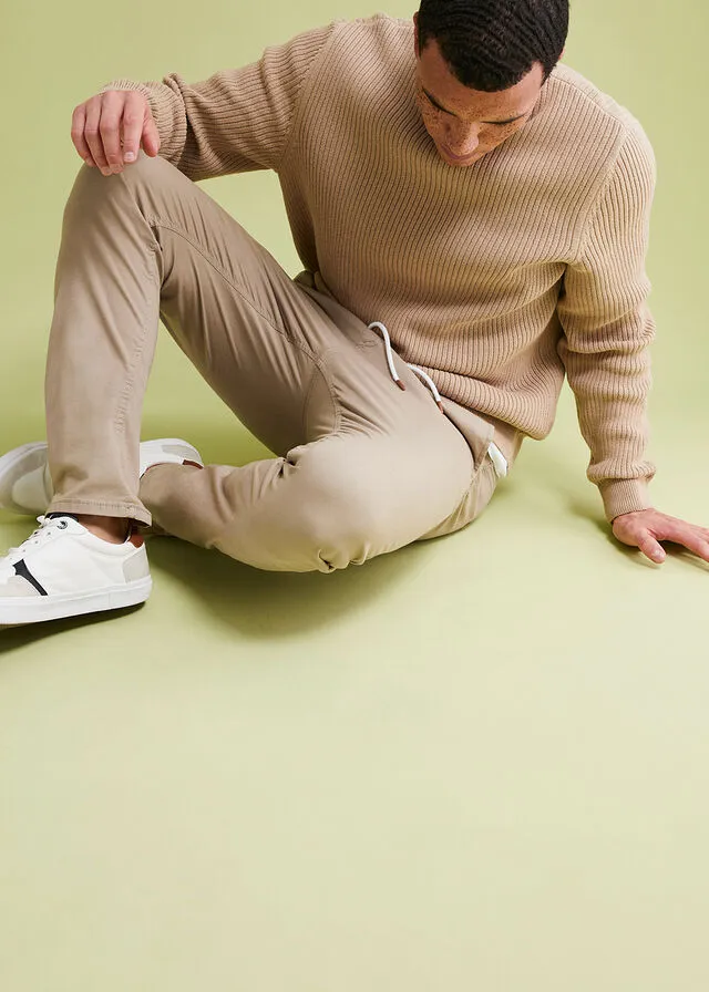 Pantalón elástico de corte recto y ajustado Caqui nuevo