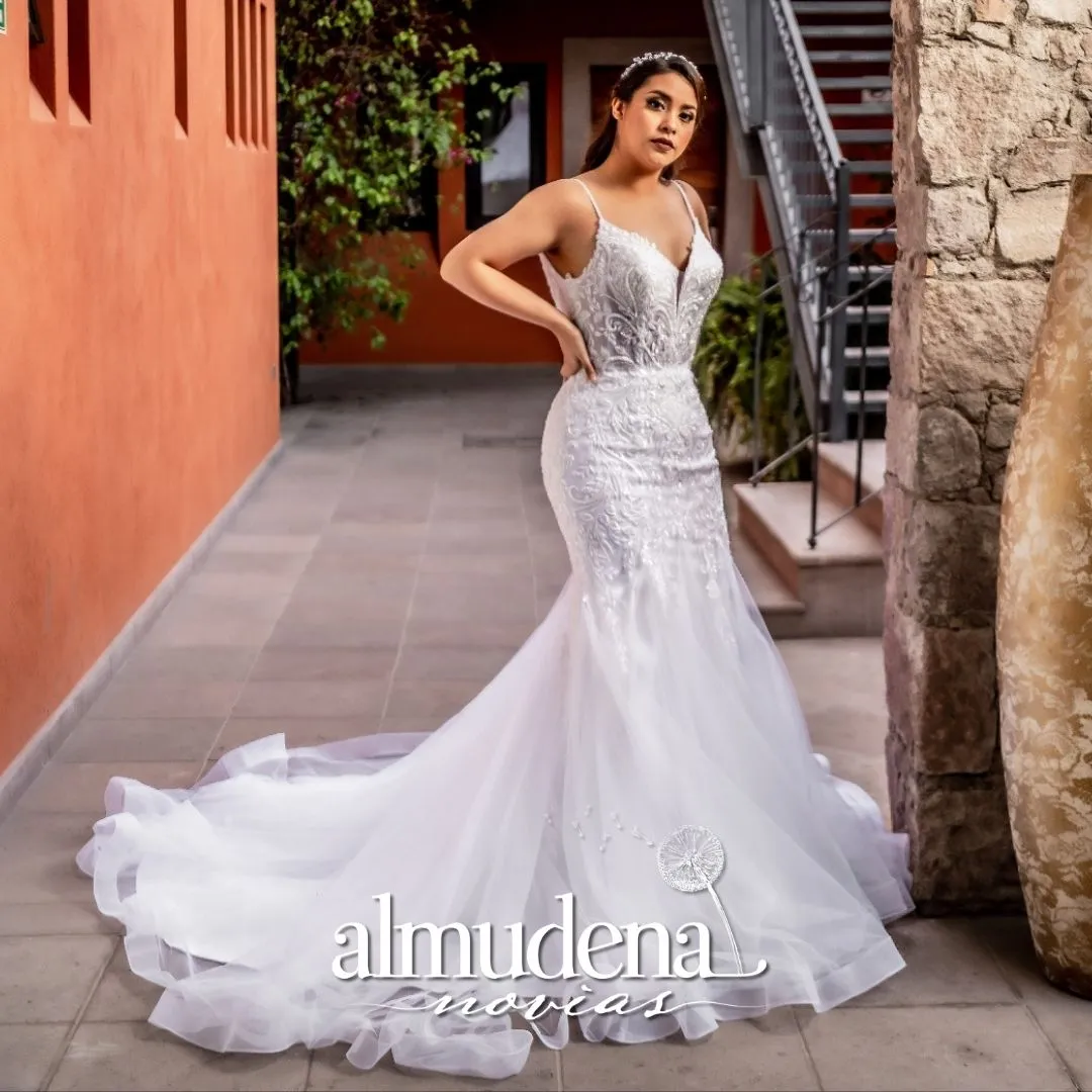 Vestido de Novia Corte Sirenta Tirantes Encaje Bordado